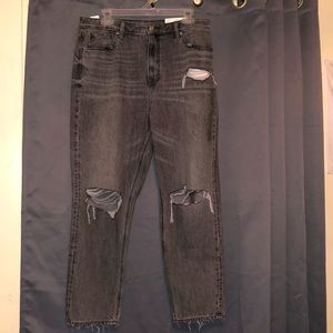american eagle mom jeans